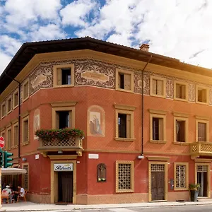 Palazzo Fritz ** Badia Calavena