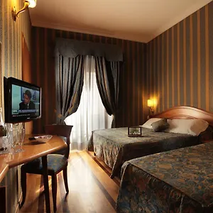 Hs 311 Hotel Rome